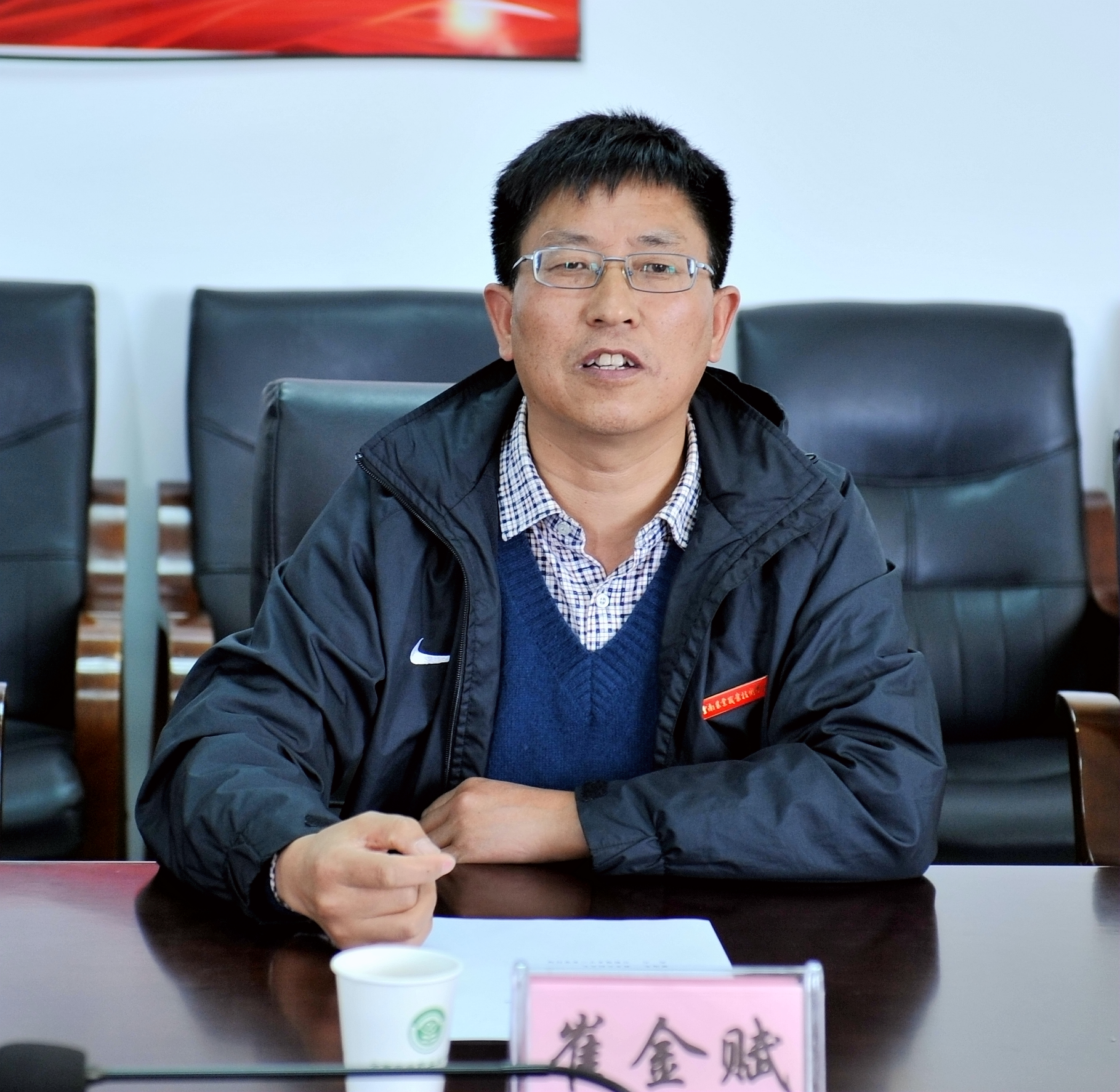 崔金赋书记代表我院对云南轻纺职业学院的来访表示真诚的欢迎.